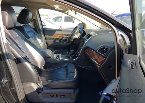 2013 Lincoln Mkx z USA, uszkodzony, nr VIN 2LMDJ8JK7DBL13421